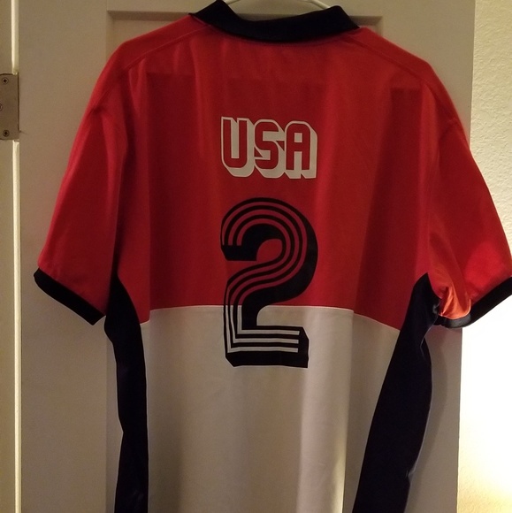 Polo - Picture 2 of 2